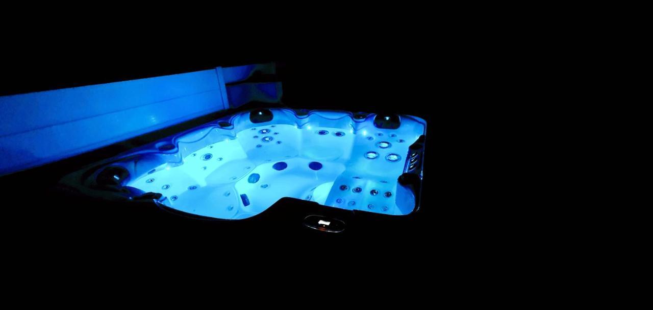 Villa H2O - Jacuzzi & Piscine Chauffee Le Barcares Exterior photo